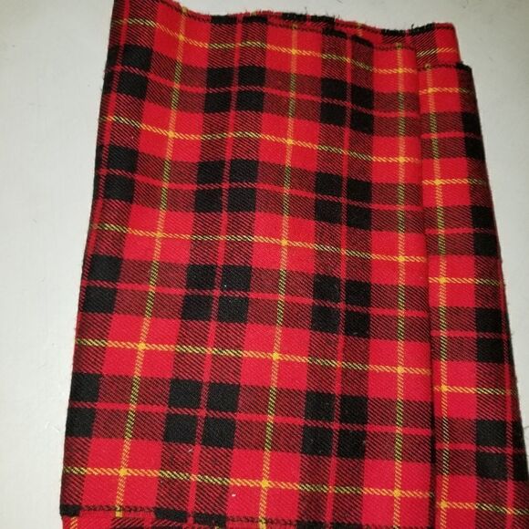 Christian Dior Cashmaire - plaid tartan scarf made in England - Picture 8 of 9